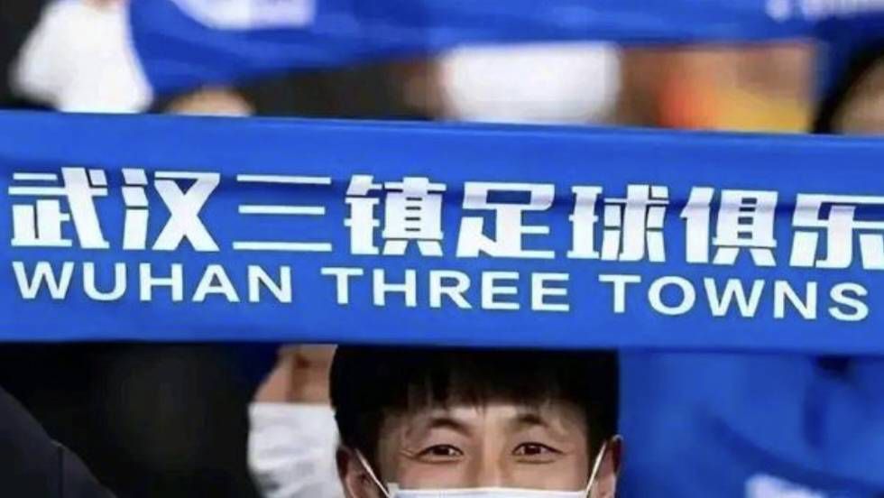 从厨房到客厅一直c